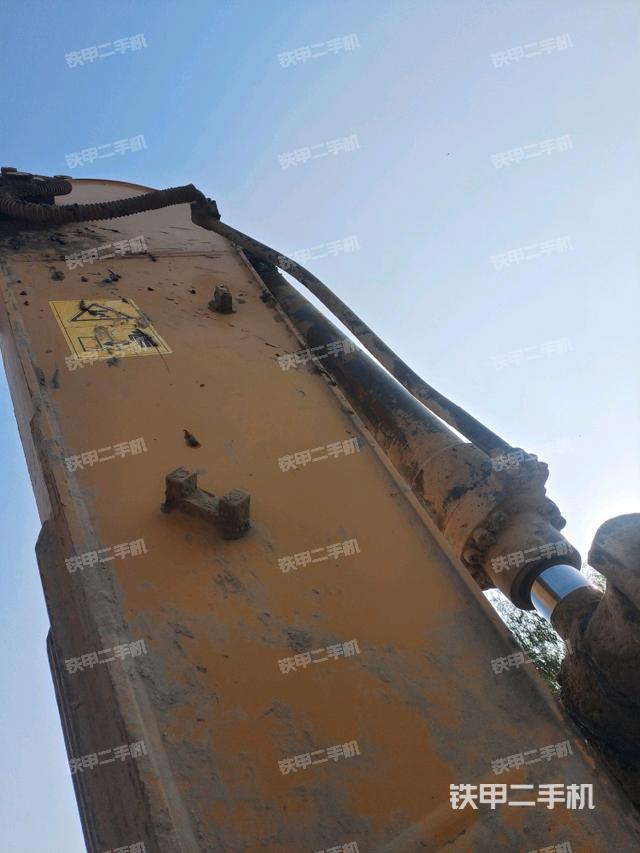 大臂根部?斜視（工作和回轉(zhuǎn)裝置）