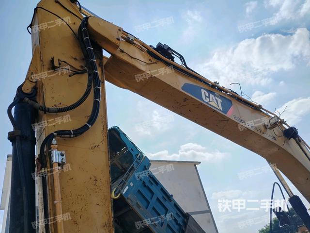 小臂整體左后（工作和回轉(zhuǎn)裝置）