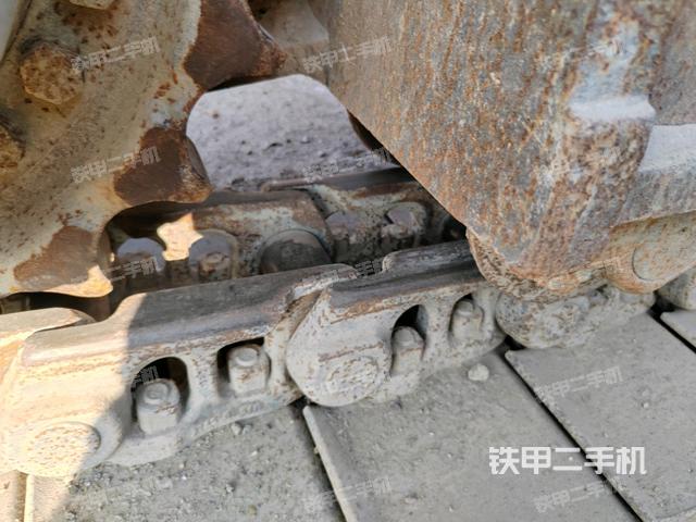 右側(cè)履帶整體(行走機(jī)構(gòu)) 右側(cè)履帶整體(行走機(jī)構(gòu))