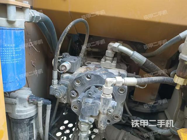 液壓泵室（大件艙室）