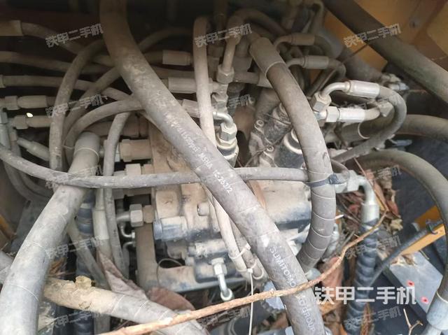 駕駛室頂部俯視（上車部件）