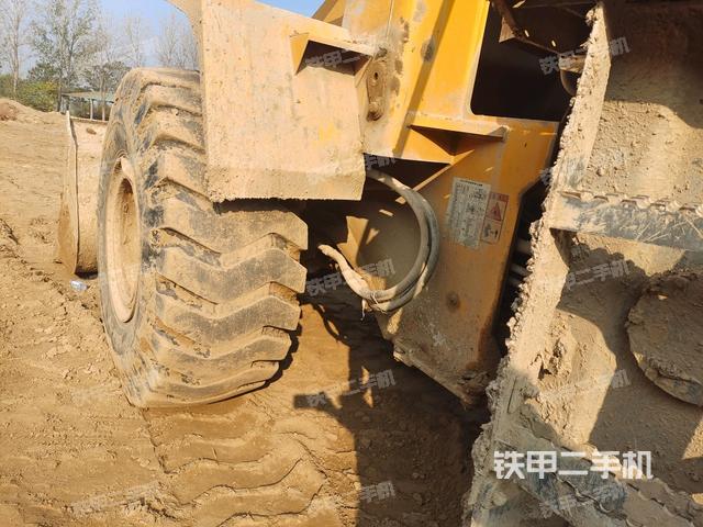 前驅(qū)動橋(液壓/傳動系統(tǒng)) 前驅(qū)動橋(液壓/傳動系統(tǒng))