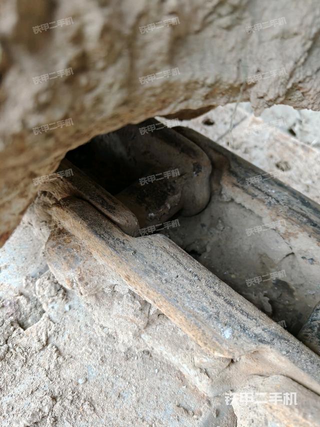 左托鏈輪和鏈筋（行走機(jī)構(gòu)）