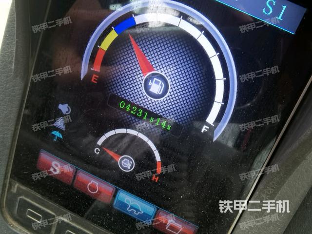 小時表(駕駛室部分) 小時表(駕駛室部分)