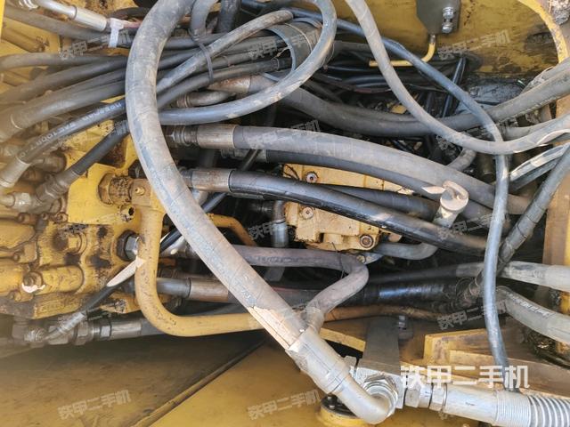 回轉(zhuǎn)馬達（上車部件）