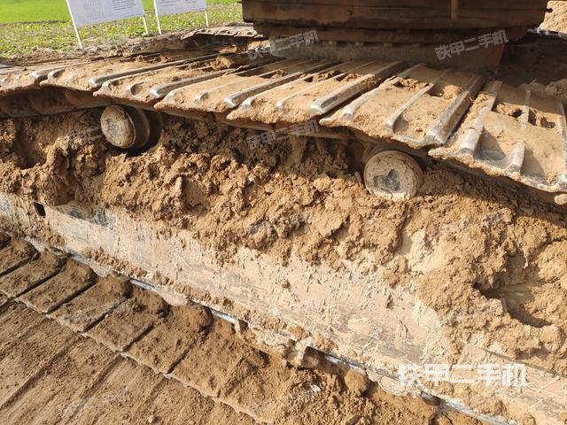 右側(cè)履帶整體（行走機(jī)構(gòu)）