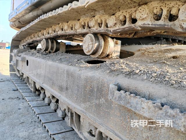左側(cè)行走馬達(dá)蓋板(行走機(jī)構(gòu)) 左側(cè)行走馬達(dá)蓋板(行走機(jī)構(gòu))