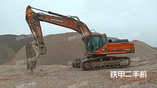 斗山DX380LC挖掘機(jī)