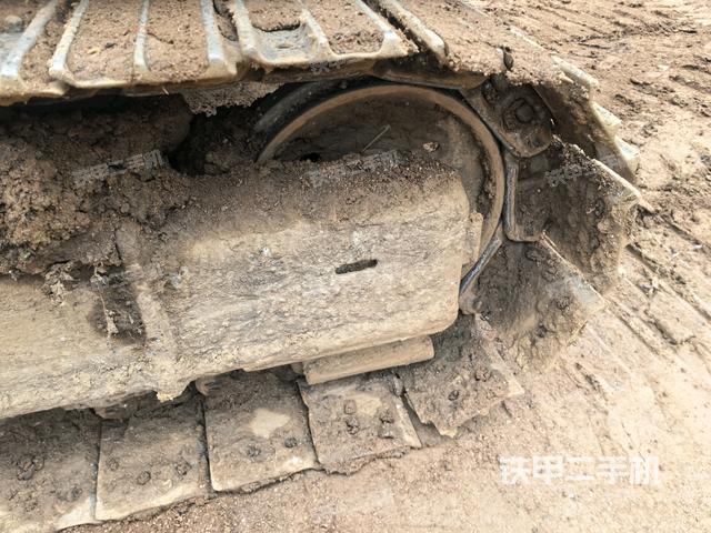 左導(dǎo)向輪（行走機構(gòu)）