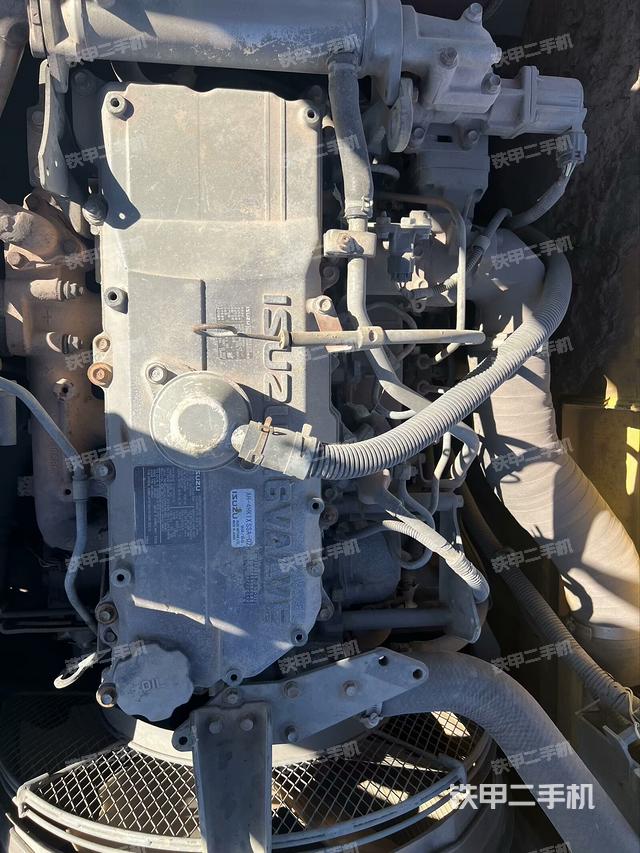 發(fā)動(dòng)機(jī)整體俯視(整機(jī)外觀) 發(fā)動(dòng)機(jī)整體俯視(整機(jī)外觀)