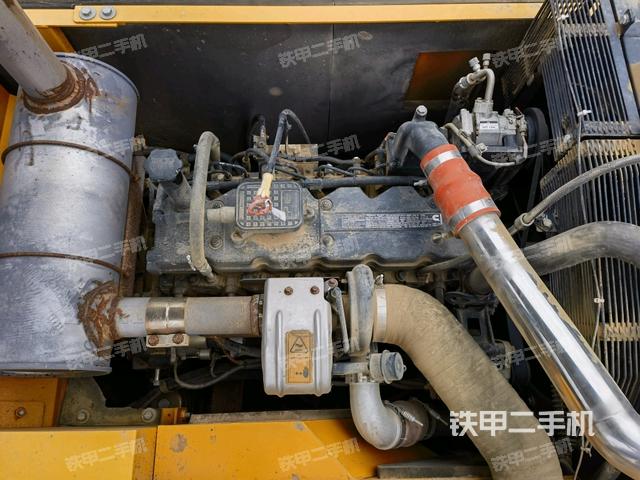 發(fā)動(dòng)機(jī)室（上車部件）