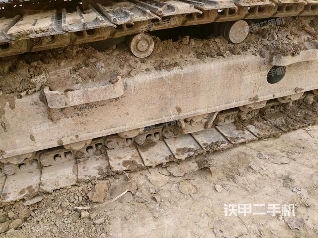 左導(dǎo)向輪（行走機(jī)構(gòu)）