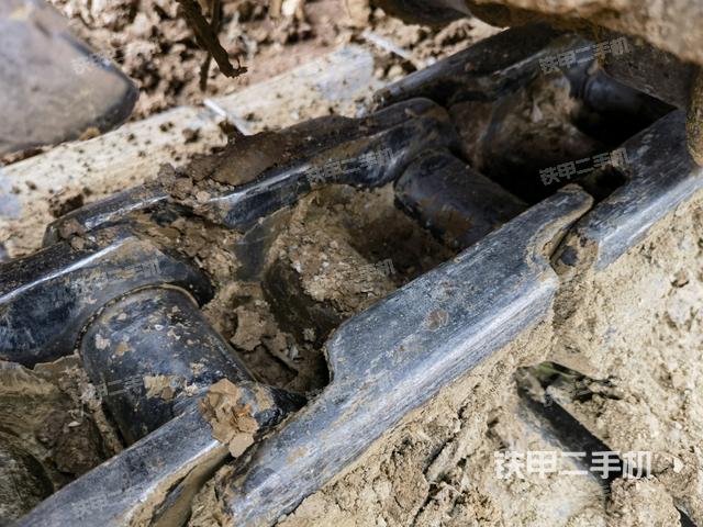 左托鏈輪和鏈筋（行走機(jī)構(gòu)）