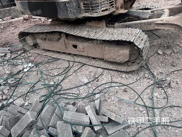 轉盤和下車架正前（工作和回轉裝置）