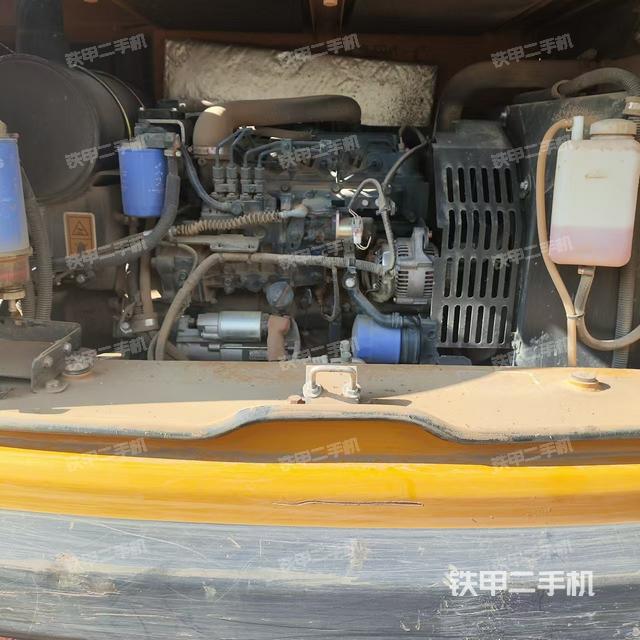 發(fā)動機整體俯視(整機外觀) 發(fā)動機整體俯視(整機外觀)