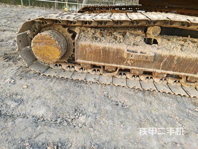 右側(cè)履帶整體（行走機構(gòu)）