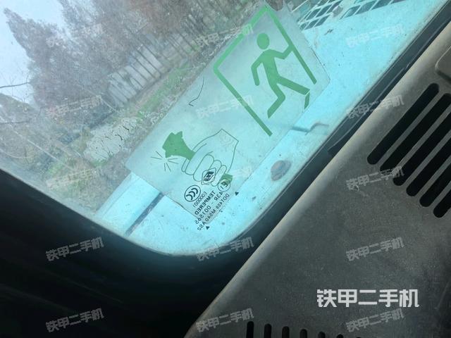 后窗玻璃角標(biāo)（駕駛室部分）