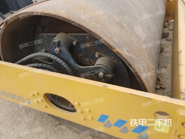 前車架正左側(cè)（壓路機(jī)前后車架）