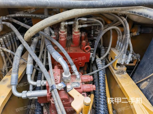 分配閥（上車部件）