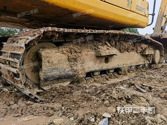 右側(cè)履帶整體（行走機(jī)構(gòu)）