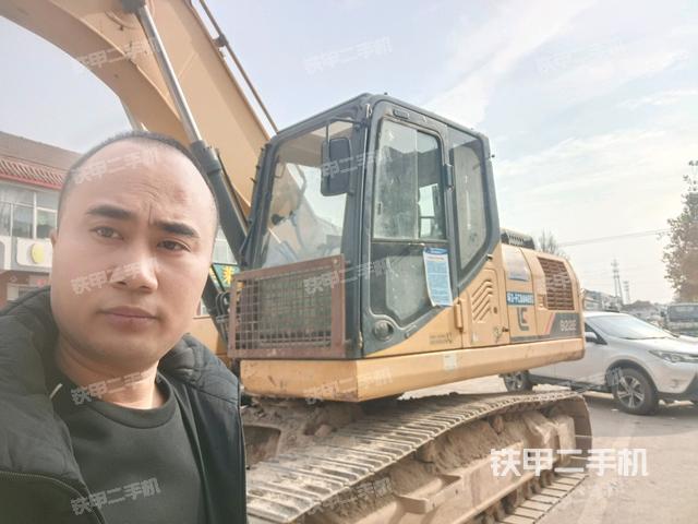 柳工CLG922E挖掘机的设备实拍-第1张实拍照片