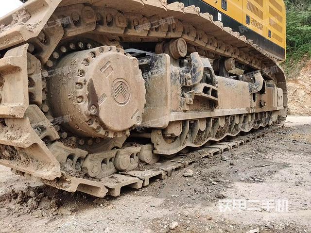 單側履帶整體（整機外觀）