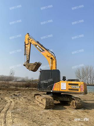 三一重工SY215C挖掘機(jī)