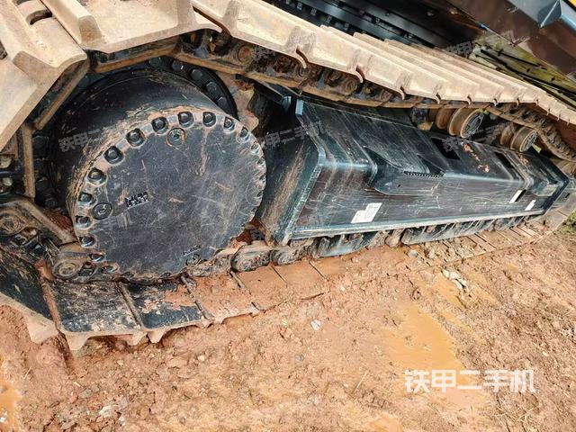 單側(cè)履帶整體（整機外觀）