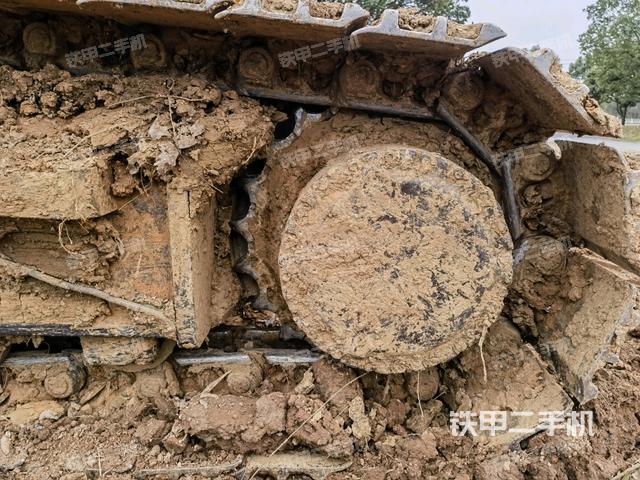 右驅(qū)動(dòng)輪（行走機(jī)構(gòu)）