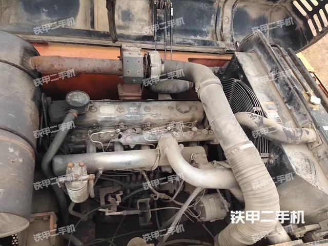 發(fā)動(dòng)機(jī)整體俯視(整機(jī)外觀) 發(fā)動(dòng)機(jī)整體俯視(整機(jī)外觀)