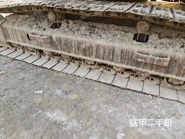 左側(cè)行走馬達(dá)蓋板（行走機構(gòu)）