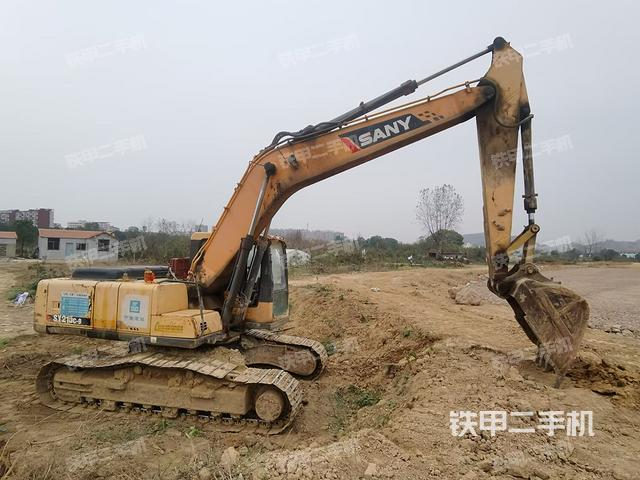 右前45(整機(jī)外觀) 右前45(整機(jī)外觀)