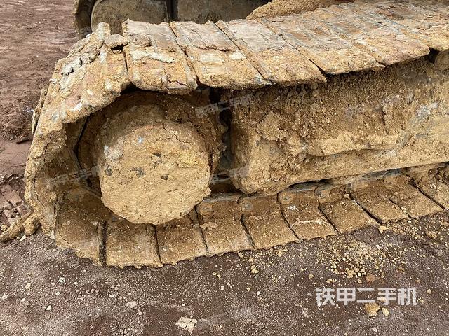 左導(dǎo)向輪（行走機構(gòu)）