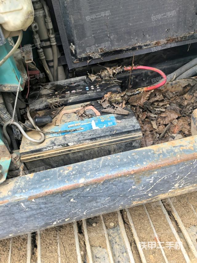 電瓶（大件艙室）