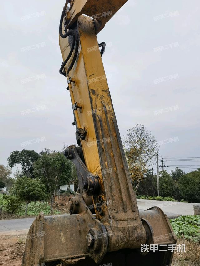 小臂整體左后（工作和回轉(zhuǎn)裝置）