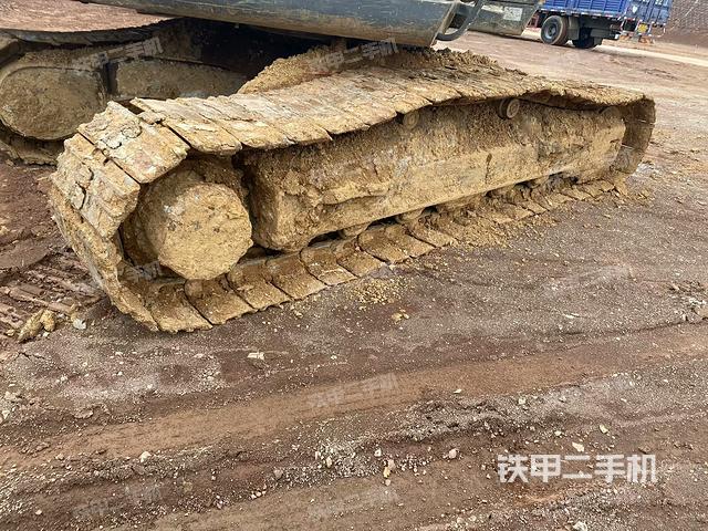 右側(cè)行走馬達蓋板（行走機構(gòu)）