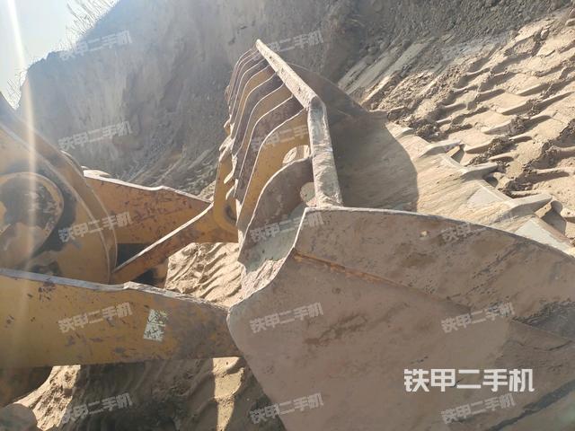 鏟斗后45°(工作裝置) 鏟斗后45°(工作裝置)