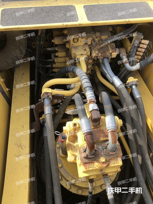 回轉(zhuǎn)馬達和主控閥（整機外觀）