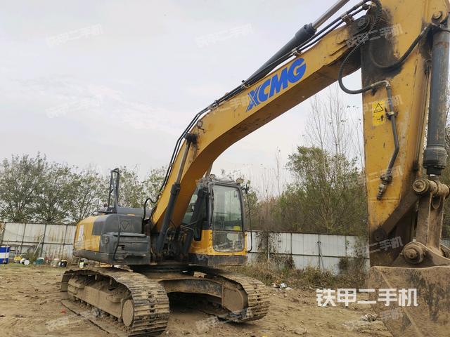 右前45(整機(jī)外觀) 右前45(整機(jī)外觀)