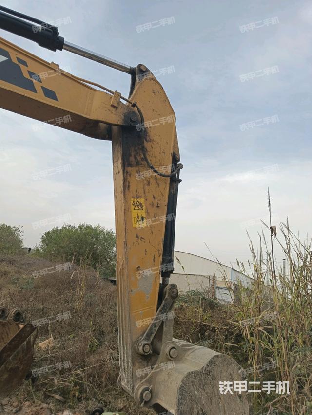 小臂整體左后（工作和回轉(zhuǎn)裝置）