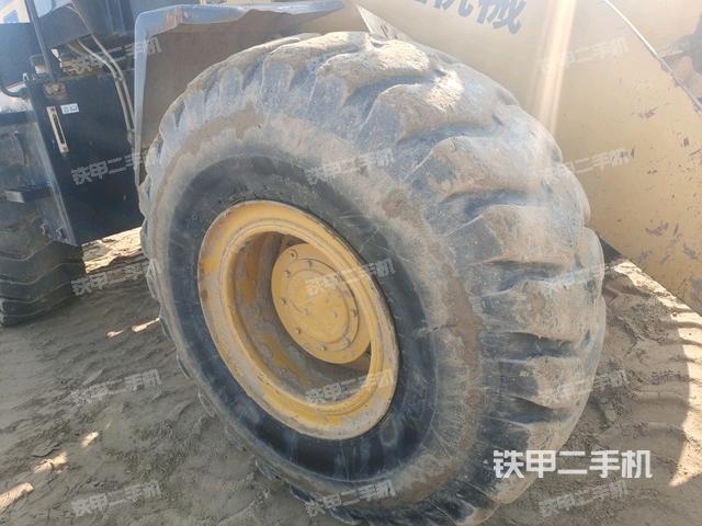 右前輪(行走機(jī)構(gòu)) 右前輪(行走機(jī)構(gòu))