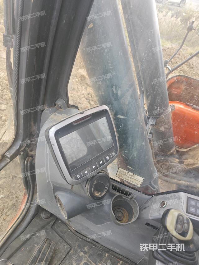 顯示屏?(駕駛室部分) 顯示屏?(駕駛室部分)