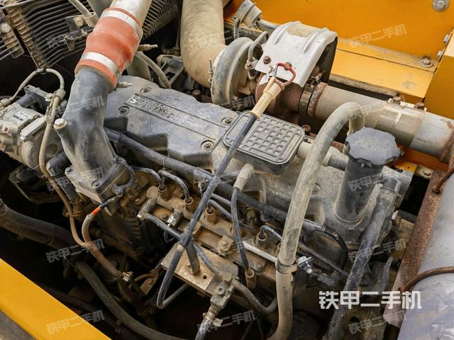 氣門室蓋螺絲特寫（上車部件）