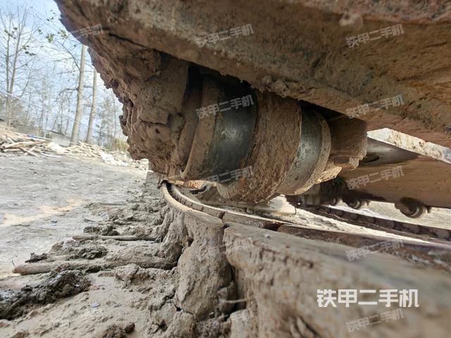 右側(cè)行走馬達(dá)蓋板(行走機(jī)構(gòu)) 右側(cè)行走馬達(dá)蓋板(行走機(jī)構(gòu))