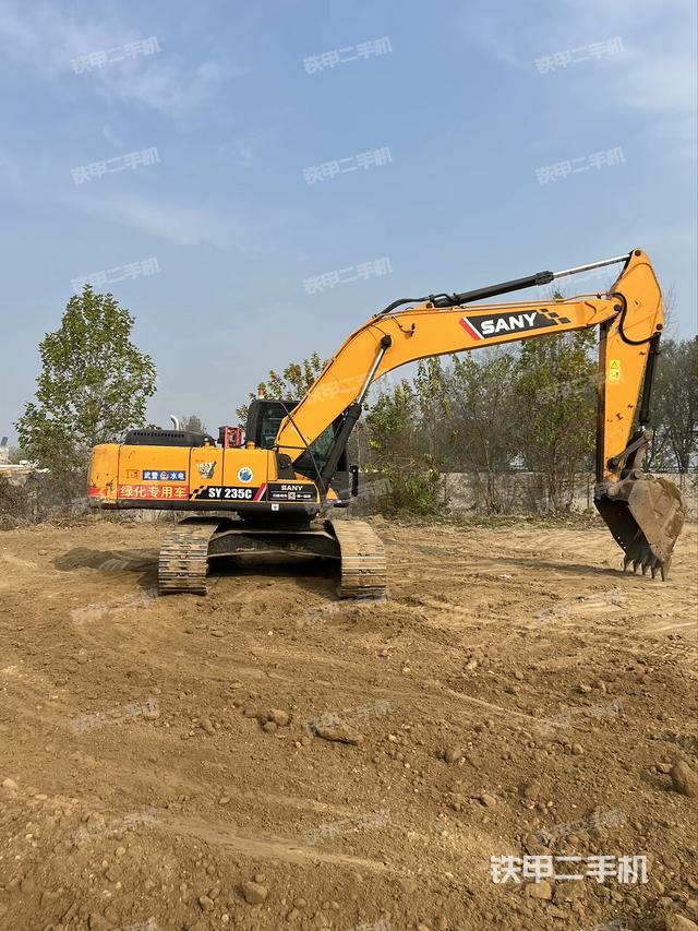 整機右后45°（整機外觀）