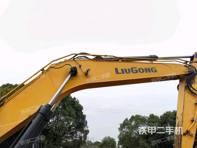 大臂整體?右側(cè)（工作和回轉(zhuǎn)裝置）