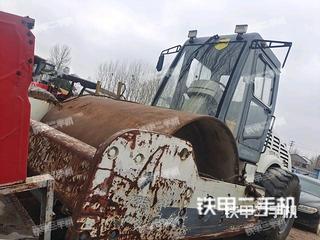 中聯(lián)重科YZD18壓路機(jī)