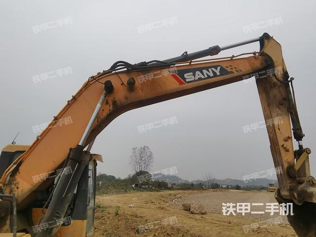 大臂整體?右側(cè)(工作和回轉(zhuǎn)裝置) 大臂整體?右側(cè)(工作和回轉(zhuǎn)裝置)