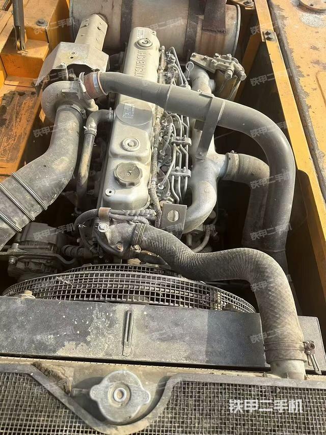 發(fā)動機(jī)整體俯視（整機(jī)外觀）