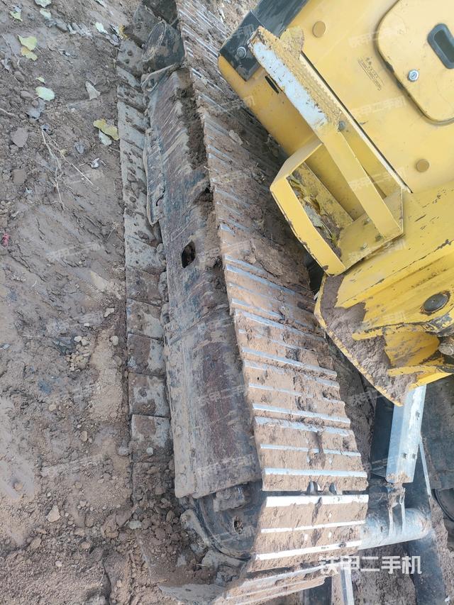 左側(cè)履帶整體?（行走機(jī)構(gòu)）